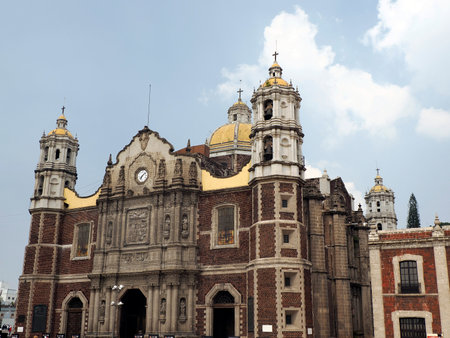 Mexico city: Basilica of Our Lady of Guadalupe.の素材