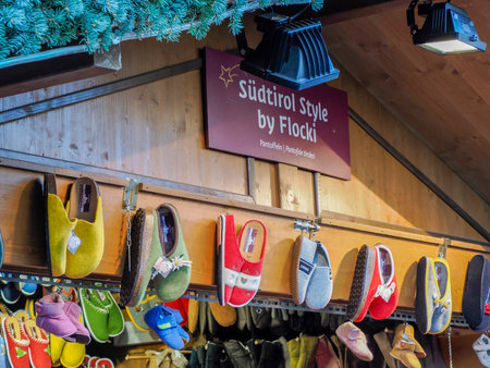 BRUNICO, ITALY - NOVEMBER 26, 2023: People at christmas market of Brunico in South Tyrol, Italy brunich traditional christmas street market shops viewのeditorial素材
