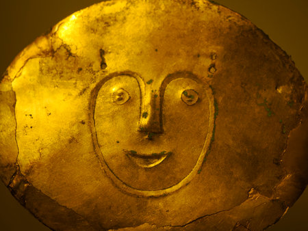 BOGOTA, COLOMBIA - JULY 3, 2024: Superb Gold artifacts on display in the Museo del Oro (Gold Museum). Isolated on backgroundのeditorial素材