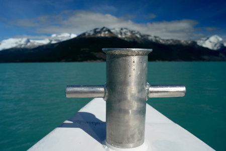 a cruise to spegazzini glacier los glaciares park Patagonia