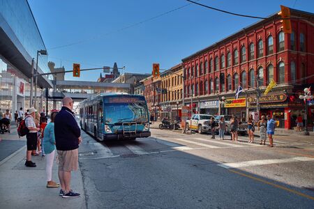 Ottawa, Ontario, Canada September 18, 2018: People at an intersection near Byward Market in Ottawa, showing people and buildings around. Travel to Canada.のeditorial素材