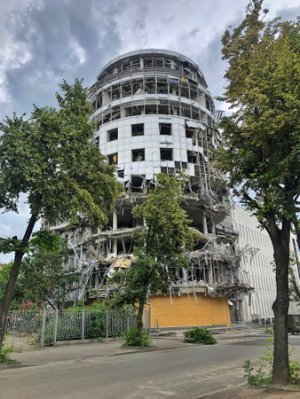 23.06.2022 Ukraine, Kharkov. war in Ukraine. Destroyed office building as a result of air bombardment by Russian troops. War of Russia against Ukraine.のeditorial素材
