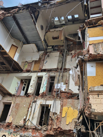 23.06.2022 Ukraine, Kharkov. war in Ukraine. Broken house from a rocket attack. Lets pray for Ukraine, Stop the war in Ukraineのeditorial素材