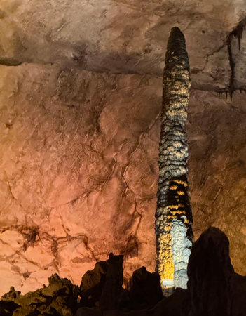 In the winter of 2025, the karst cave landscape of Huanglong Cave in Xiangxi, Hunan, China, with...
