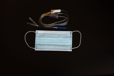 Medical mask and infusion system for intravenous infusion.