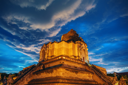 Wat Chedi Luang, a Buddhist temple in the historic, Chiang Mai, Thailandの写真素材