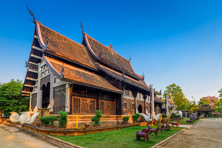 Old wooden Temple of Wat Lok Molee,  Chiang mai,  Thailandの写真素材