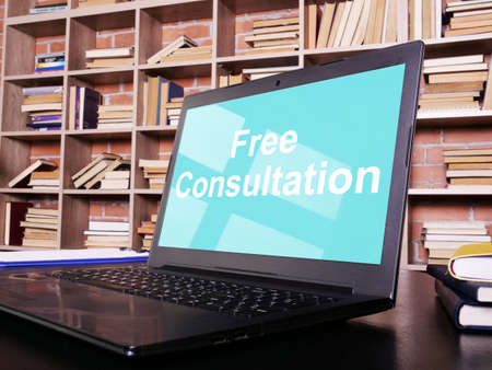 Free consultation is shown on the photo using the textの写真素材