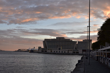 Summer sunset in the Maremagnum city of Barcelona, ââSpainの写真素材