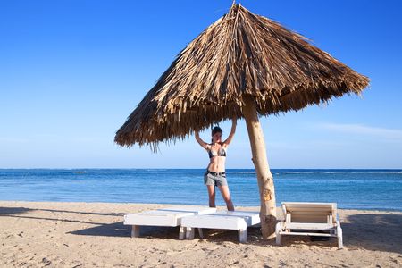 beauty girl enjoying the beach on nice dayの写真素材