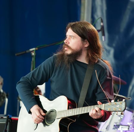  RUSSIA, VLADIMIR - MAY 29, 2010:  Open-air rock festival "The sky of Slavdom" event May 29, 2010 in region of Vladimir, Maslenka village. Rock band "Kalinov Most" appeares in the open air. のeditorial素材