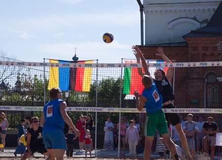 RUSSIA, VLADIMIR - JUNE 23:  Unidentified players in action at 1st international beach volleyball tournament event June 23, 2012 in Vladimir, Russia. Players during semifinal of volley tournamentのeditorial素材
