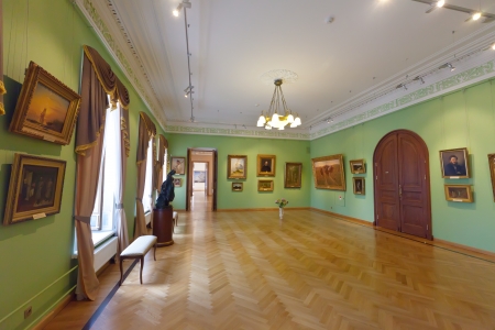YAROSLAVL, RUSSIA - JULY 28: Interior of Art Museum in July 28, 2012 in Yaroslavl, Russia. Residence of Governor of Yaroslavl, built in 1820. Since 1970, in building is located the Art Museumのeditorial素材