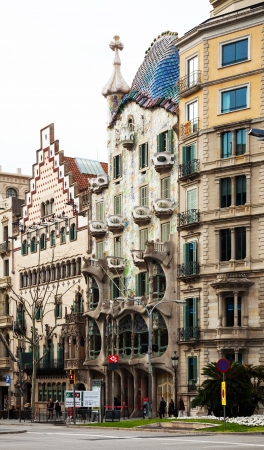 BARCELONA, SPAIN - APRIL 8: Casa Batllo and Casa Amatller in April 8, 2013 in Barcelona, Spain. Casa Batllo was built in 1904 by Catalan architect Antoni Gaudi,   Casa Amatller in 1900 by architect  Josep Puig i Cadafalchのeditorial素材