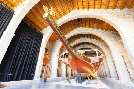 BARCELONA, SPAIN - JUNE 1: Replica of medieval ship in Museu Maritim de Barcelona in June 1, 2013 in Barcelona, Spain. The museum was opened in 1929 and is located in the shipyards, built in 1283のeditorial素材
