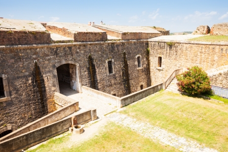  Abandoned castle  in Figueres, Catalonia の写真素材