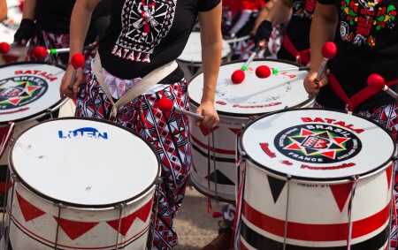 BARCELONA, CATALONIA - SEPTEMBER 8: Closeup of Batala drummers at festival on Septebmer 8, 2010 in Barcelona, Catalonia.Dia de Brasil - Festival of Culture of Brazilのeditorial素材