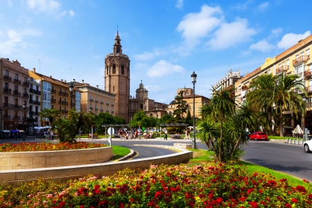 VALENCIA, SPAIN - AUGUST 27: Plaza de la Reina and Micalet tower on August 27, 2013 in Valencia, Spain.
Located in central part of cityのeditorial素材