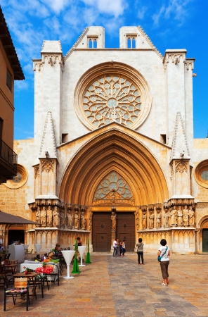  TARRAGONA, SPAIN - AUGUST 30: Tarragona Cathedral on August 30, 2013 in Tarragona, Spain. 
It is dating to 12th-13th centuries, combining Romanesque and Gothic architectureのeditorial素材