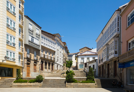 MONFORTE DE LEMOS, SPAIN - JUNE 29, 2015: Street at historical part of Monforte de Lemos. Spainのeditorial素材