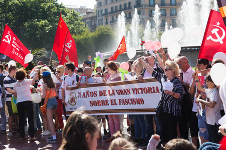 SPAIN, BARCELONA - MAY 9, 2015: Ceremonial parade dedicated to the 70th Anniversary of victory from  World War II event in Barcelona, Spainのeditorial素材