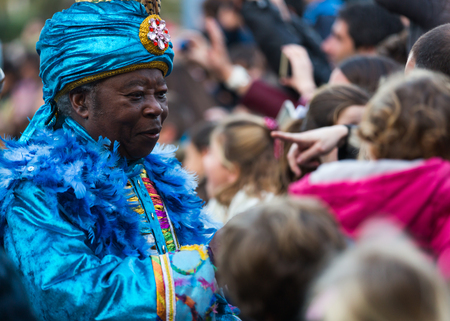 BARCELONA, SPAIN â  JANUARY 5, 2017: King Baltasar with entourage takes letters from children. Barcelona, Spainのeditorial素材
