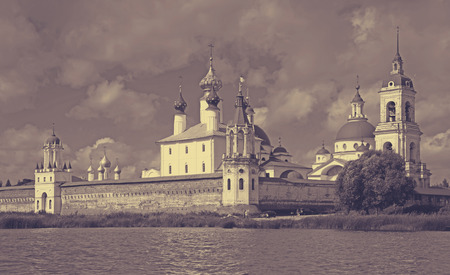 daytime view of Saint Jacob Savior monastery from Nero lake in Rostov, Russia の写真素材