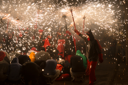 BADALONA, SPAIN â JULY 11, 2016: artists at night firework performance at Fiesta de Sant Antonio in Lliefia district in Badalona, Cataloniaのeditorial素材