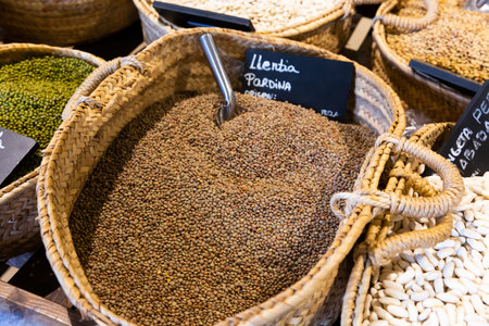 Wicker baskets of bulk products â€“ chickpeas and beans