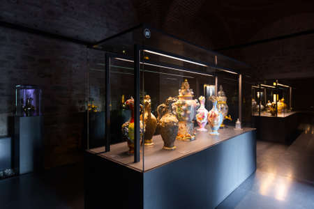 Porcelain and metal jugs, vases exhibited in Topkapi Palace kitchens, Istanbul, Turkeyのeditorial素材