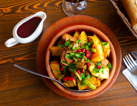 Ojahuri. Georgian cuisine, potatoes with meat