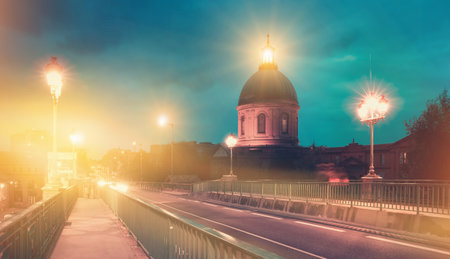 Night view of Hospital de la Grave domeの写真素材