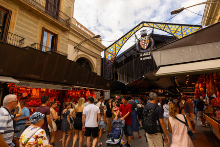 SPAIN, BARCELONA - SEPTEMBER 1, 2023: Boqueria market on La Rambla street, Barcelona, Spainのeditorial素材