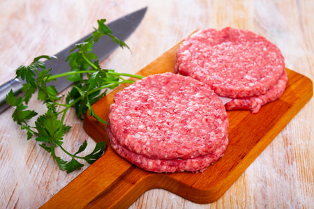 Raw formed hamburger pattiesの写真素材