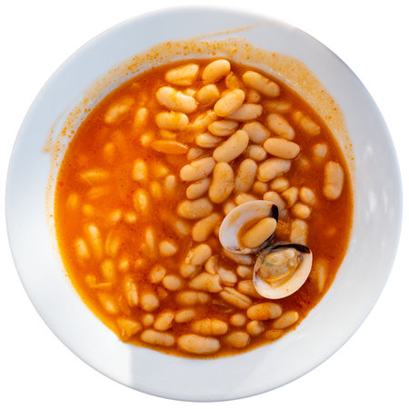 Stewed white beans with clams - traditional dish of spanish cuisine