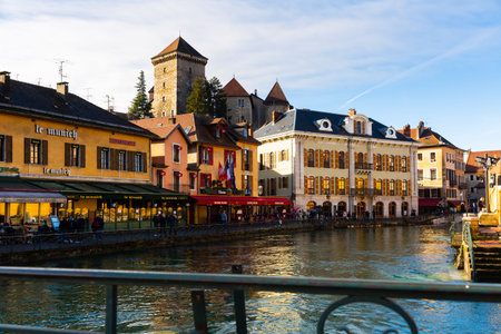 Annecy, France - December 30, 2021: Picturesque houses on the banks of Tew Canal in Annecy. Franceのeditorial素材