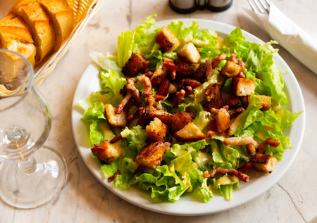 Salade aux lardonsの写真素材