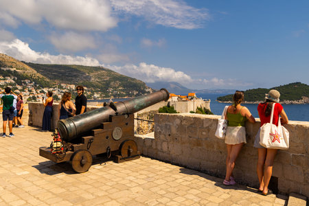 Powerful medieval defensive fortress walls in city of Dubrovnikのeditorial素材