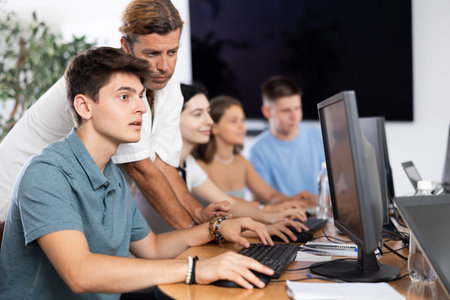 collaborate on research projectのeditorial素材