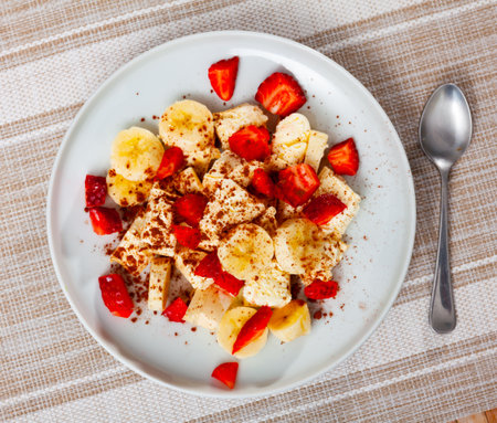 Vanilla ice cream with strawberry and bananaの写真素材