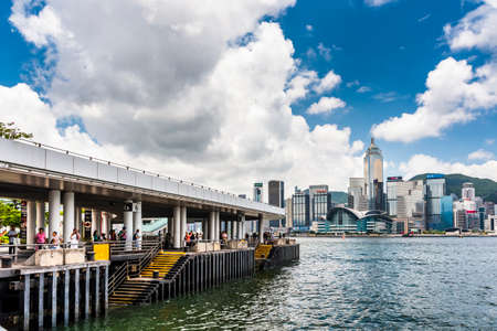 Kowloon Public Pier with the Victoria Harbor in the background.のeditorial素材
