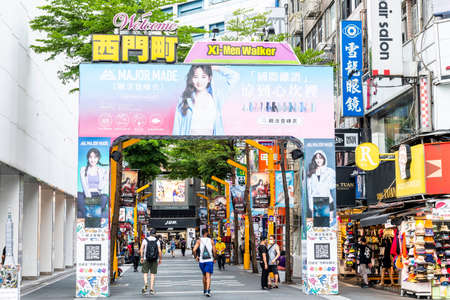 Ximending street market in Wanhua District Taipei, A popular district in Taiwan, People visit for foods, shops, movies, fashion, cafes, restaurants.のeditorial素材