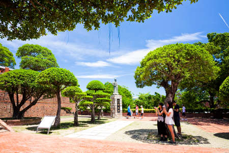 Tourists are visiting the Anping Old Fort in Tainan, Taiwan which is the earliest fortress building in Taiwan.のeditorial素材