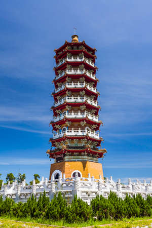 Building view of Ci En Pagoda in Sun Moon Lake of Nantou, Taiwan. Built by former President Chiang Kai-shek of the ROC to remember his late mother.のeditorial素材