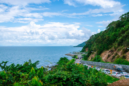 The vast sea view and the blue sky