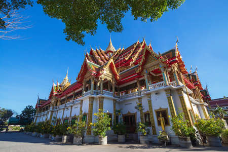 Bua Kwan Temple is a beautiful temple and is an important tourist destination of Nonthaburi Province in Thailand.の写真素材