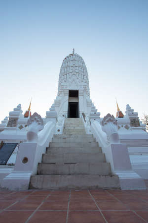 Chedi in Wat Phutthaisawan in Phra Nakhon Si Ayutthaya Province, Thailandの写真素材