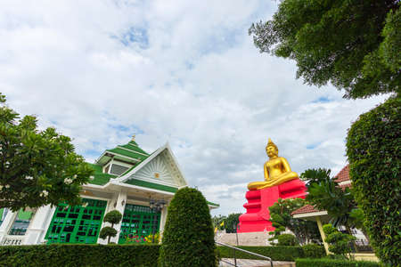 Large beautiful buddha statue "Luang Pho Sothon" at Wat Bot, which is an important tourist attraction in Pathum Thani Province in Thailandのeditorial素材