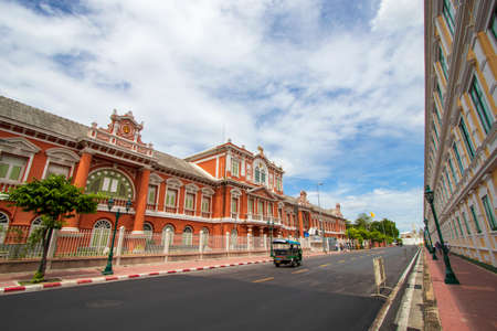 Beautiful building view of the Ministry of Defense, Thailand with a beautiful sky in Bangkok.のeditorial素材