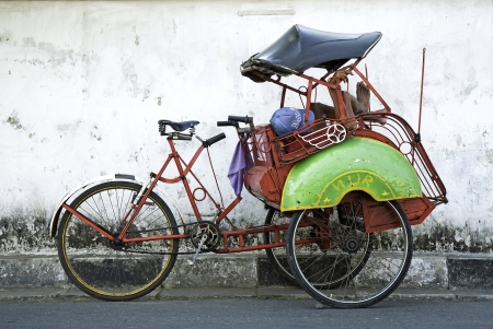 becak cyclo taxi in yogyakarta java indonesiaのeditorial素材